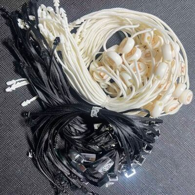 Hanging Length Approximately 10 Inches Plastic Tag Fastener Unique And Eye-catching And Easy To For Clothing Label Attachment